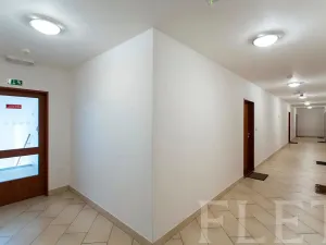 Pronájem bytu 1+kk, Praha - Letňany, Pavla Beneše, 39 m2