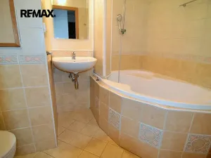 Prodej bytu 3+1, Praha - Motol, Ježovská, 72 m2