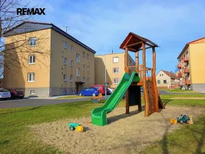 Pronájem bytu 3+kk, Vroutek, Nádražní, 60 m2