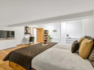 Prodej bytu 3+kk, Šestajovice, Komenského, 116 m2