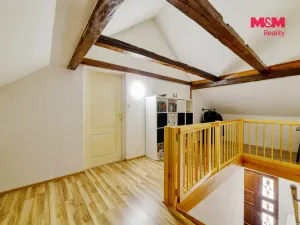 Prodej rodinného domu, Valy, Na Stráni, 238 m2