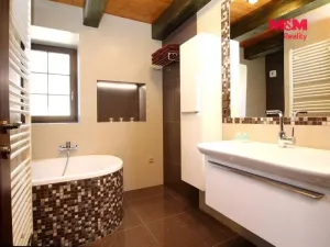 Prodej rodinného domu, Náchod - Jizbice, 149 m2