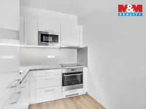 Pronájem bytu 2+kk, Pardubice - Bílé Předměstí, Husova, 58 m2