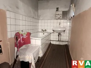 Prodej rodinného domu, Planá, 100 m2