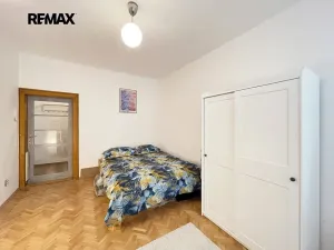 Pronájem bytu 1+1, Praha - Košíře, Mahenova, 48 m2