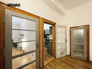 Pronájem bytu 1+1, Praha - Košíře, Mahenova, 48 m2