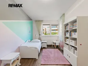 Prodej bytu 3+kk, Praha - Kyje, Sicherova, 79 m2