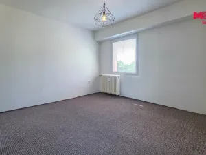Pronájem bytu 2+1, Kladno, Petrohradská, 48 m2