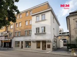 Pronájem obchodního prostoru, Pardubice - Zelené Předměstí, Smetanovo náměstí, 130 m2