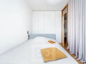 Prodej bytu 2+kk, Praha - Holešovice, V háji, 46 m2