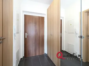 Pronájem bytu 1+kk, Říčany, Na Výšině, 25 m2