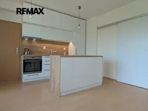 Pronájem bytu 2+kk, Praha - Újezd nad Lesy, Račiněveská, 51 m2