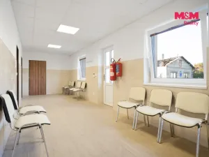 Prodej obchodního prostoru, Lázně Bohdaneč, Škroupova, 107 m2