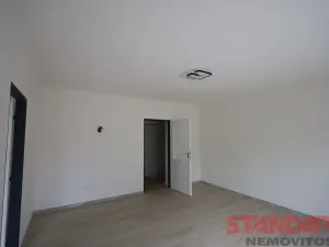 Pronájem bytu 3+1, Plzeň, Na Kovárně, 81 m2