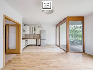 Prodej bytu 3+1, Praha - Zličín, Lipovská, 70 m2