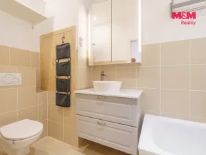 Prodej bytu 2+1, Habartov, Raisova, 58 m2