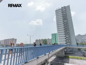 Prodej bytu 1+kk, Praha - Háje, Bajkonurská, 27 m2