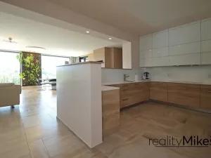 Prodej rodinného domu, Křižany, 470 m2