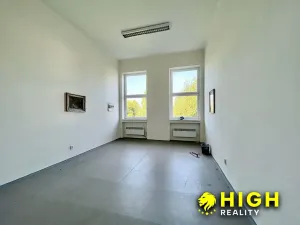 Pronájem kanceláře, Dýšina, 490 m2