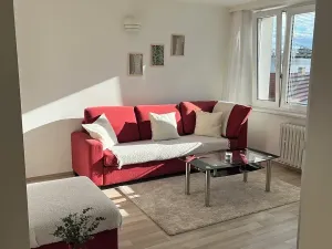 Pronájem bytu 1+kk, Praha - Libeň, Nad Mazankou, 35 m2