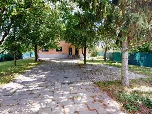 Prodej rodinného domu, Ivaň, 319 m2