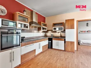 Prodej bytu 2+kk, Liberec - Liberec VI-Rochlice, Nádvorní, 76 m2