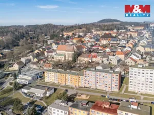 Prodej bytu 3+1, Žlutice, Pod Strání, 75 m2