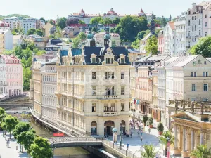 Prodej bytu 2+kk, Karlovy Vary, Vřídelní, 62 m2