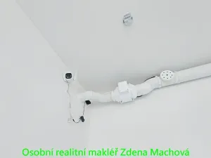 Pronájem garáže, Praha - Motol, Na Homolce, 27 m2