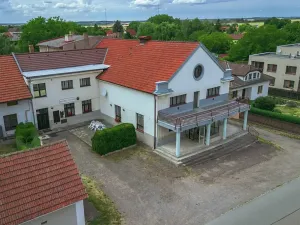Prodej restaurace, Klamoš, 865 m2
