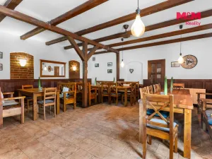 Prodej ubytování, Lomnice nad Popelkou, Poděbradova, 600 m2