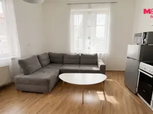 Pronájem bytu 2+kk, Rakovník - Rakovník II, Ottova, 35 m2