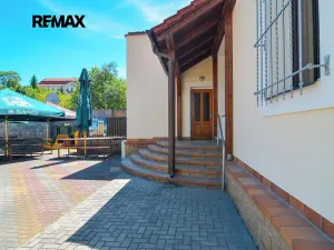 Prodej restaurace, Koryčany, Zámecká, 320 m2