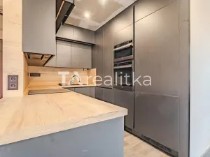 Prodej bytu 4+kk, Třinec, Sosnová, 77 m2