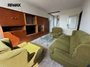 Pronájem bytu 2+kk, Praha - Řepy, Žufanova, 42 m2