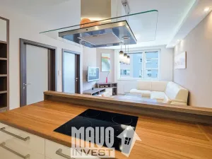 Prodej bytu 2+1, Praha - Vysočany, Paříkova, 59 m2