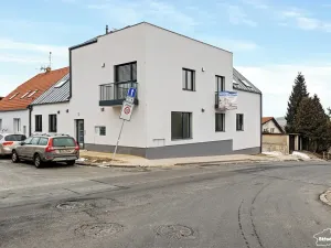 Prodej bytu 3+kk, Praha - Dolní Chabry, Kobyliská, 54 m2