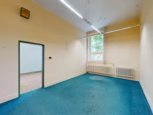 Pronájem kanceláře, Hradec Králové, Akademika Bedrny, 110 m2