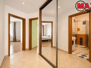 Pronájem bytu 2+kk, Praha - Záběhlice, Mattioliho, 53 m2