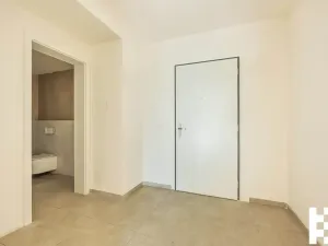 Prodej bytu 1+kk, Praha - Satalice, Za Novákovou zahradou, 33 m2
