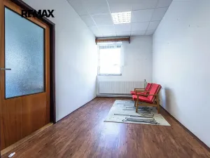 Pronájem obchodního prostoru, Mnichovice, Pražská, 495 m2