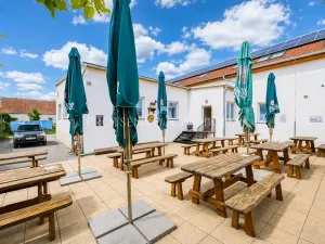 Prodej ubytování, Dobšice, Lahoferova, 218 m2