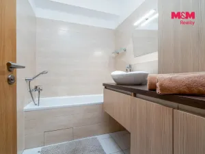 Prodej bytu 3+kk, Praha - Čakovice, Theinova, 91 m2