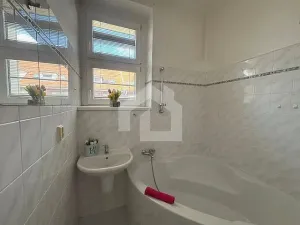 Pronájem bytu 2+1, České Budějovice - České Budějovice 3, Fr. Hrubína, 81 m2