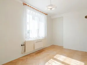 Prodej bytu 2+1, Nové Hrady, 75 m2