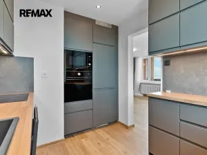 Prodej bytu 3+1, Praha - Michle, Pod dálnicí, 70 m2