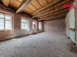 Prodej rodinného domu, Krásno, Náměstí, 348 m2