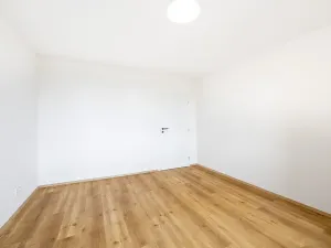 Prodej bytu 4+kk, Praha - Troja, Svídnická, 90 m2