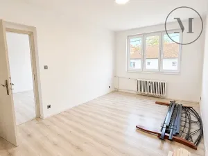 Pronájem bytu 3+1, České Budějovice, Nerudova, 74 m2