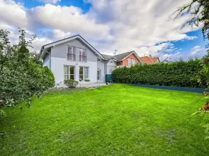 Prodej vily, Bašť, Kostelecká, 145 m2
